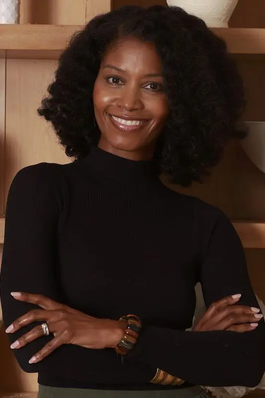 Dr. Shanee Porter Headshot