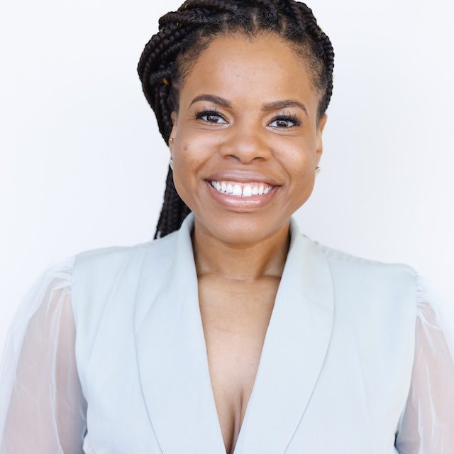 Ariel Grant Headshot