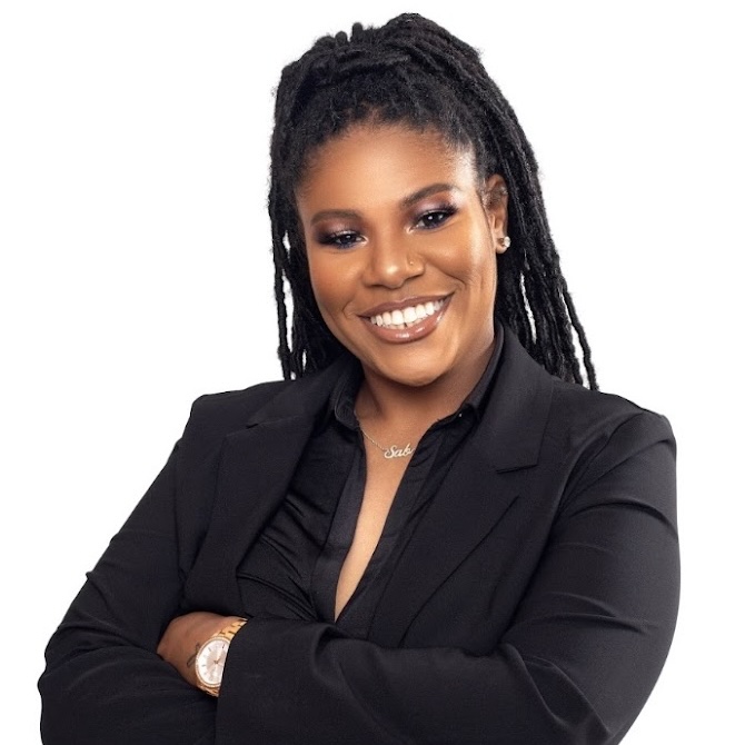 Sabrina Robinson Headshot